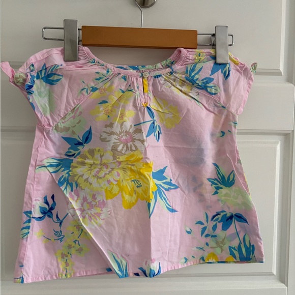 Oshkosh blouse- Size 4T - Picture 2 of 3